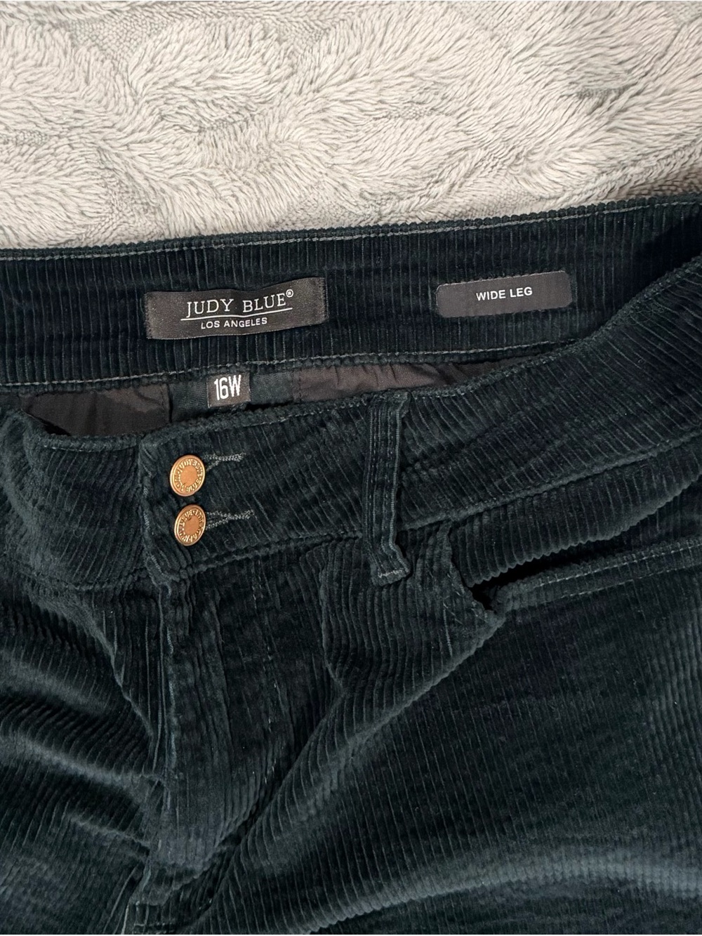 Judy Blue Emerald Dark Green Corduroy Straight Leg Jeans | 16W | Good Condition - Picture 2 of 4